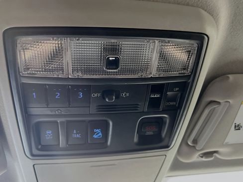 Used 2019 Toyota 4Runner Limited image 22