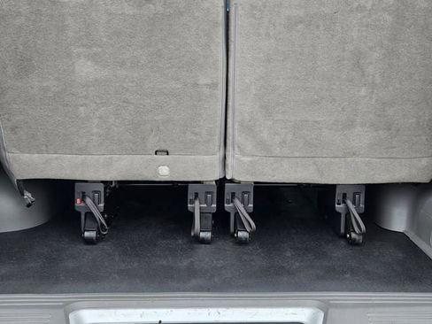 Used 2019 Nissan NV 3500 S image 31