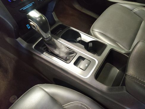 Used 2019 Ford Escape SEL FWD image 26