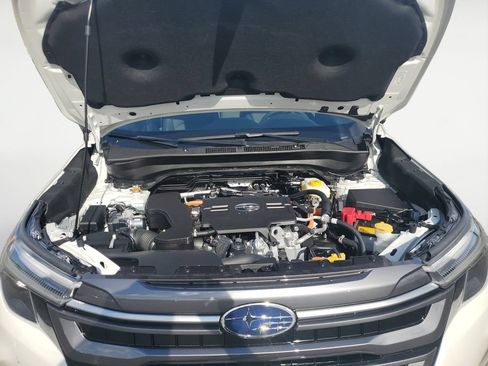 Used 2025 Subaru Forester Limited AWD/4WD image 20