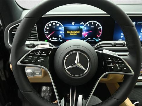 Certified 2026 Mercedes-Benz GLE 450 4MATIC image 17