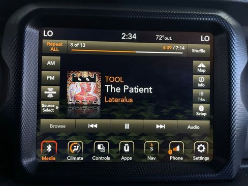 Used 2022 Jeep Wrangler Unlimited Rubicon 4xe w/ Safety Group image 40