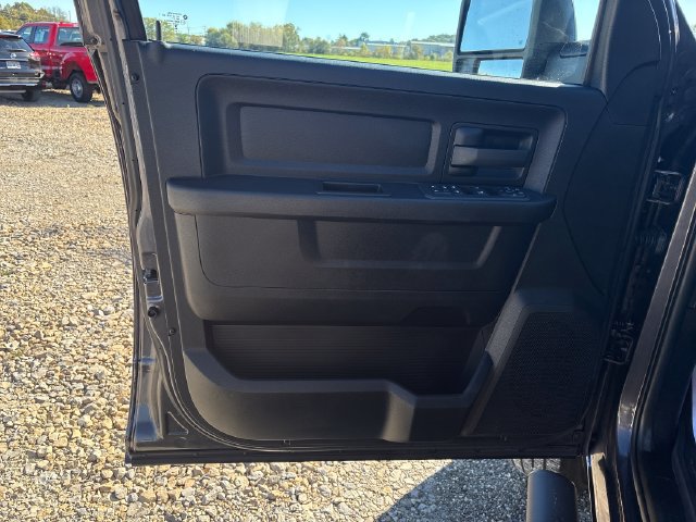 Used 2025 RAM 2500 Tradesman AWD/4WD image 7