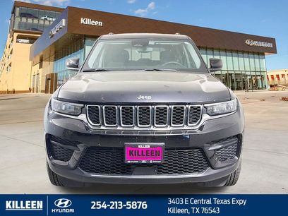 Used 2023 Jeep Grand Cherokee Laredo