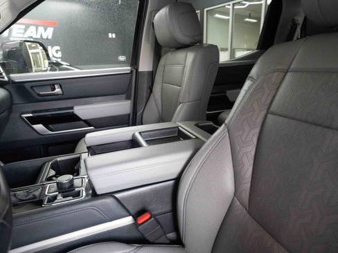 Used 2023 Toyota Tundra Limited image 10