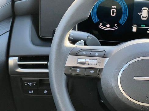 New 2026 Hyundai Tucson SEL image 19