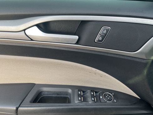 Used 2019 Ford Fusion S image 49