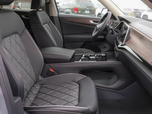 New 2026 Volkswagen Atlas SEL Premium R-Line image 40