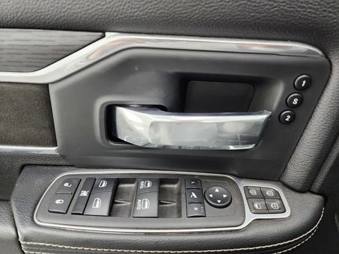 Used 2023 RAM 3500 Laramie w/ Night Edition image 42