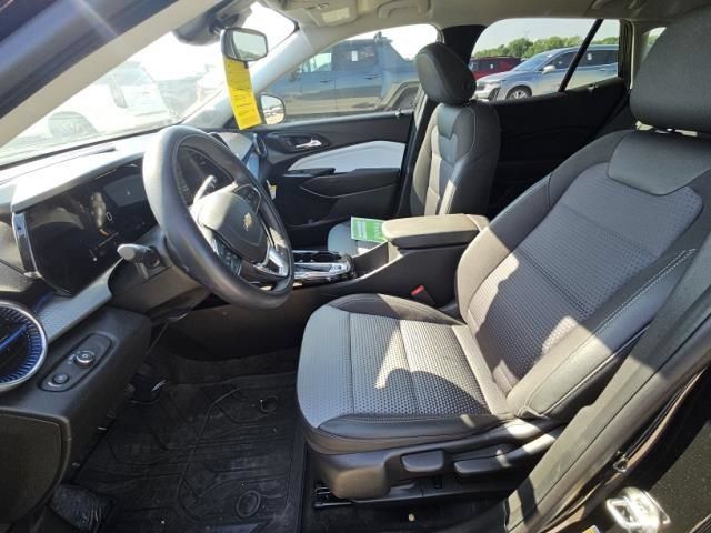 Used 2025 Chevrolet Trax LT w/ Driver Confidence Package FWD image 6