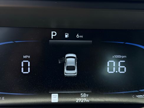 Certified 2025 Hyundai Elantra Sport FWD image 24