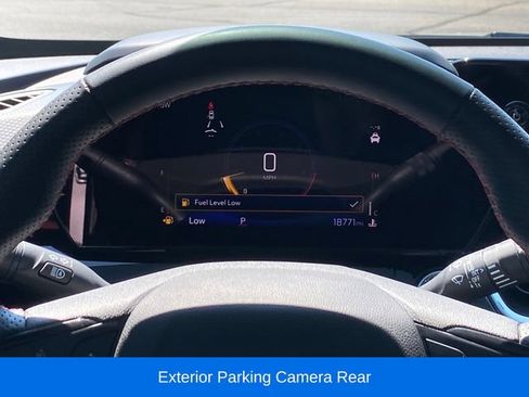 Certified 2024 Chevrolet Trax RS w/ Sunroof Package FWD image 9