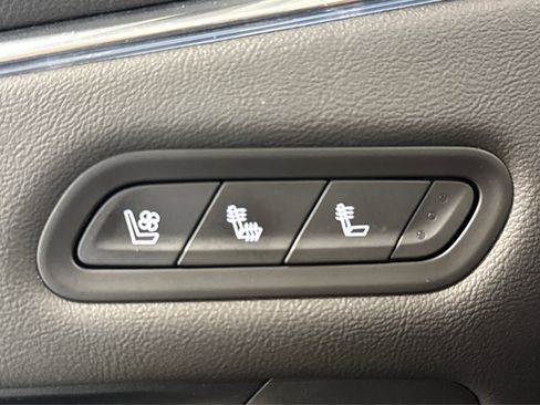 Used 2024 Cadillac Escalade Sport image 17