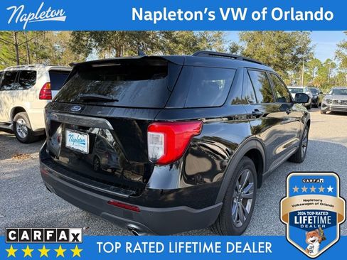 Used 2024 Ford Explorer XLT w/ Equipment Group 202A image 6