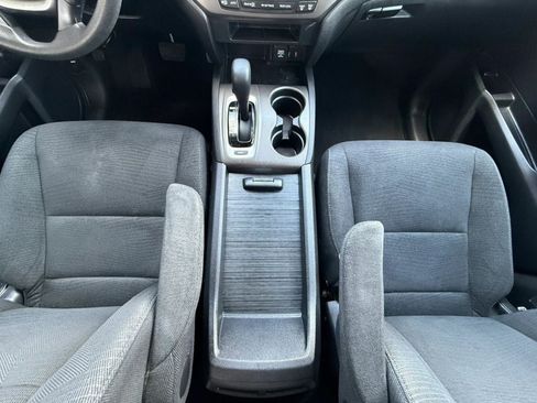 Used 2017 Honda Pilot EX image 49