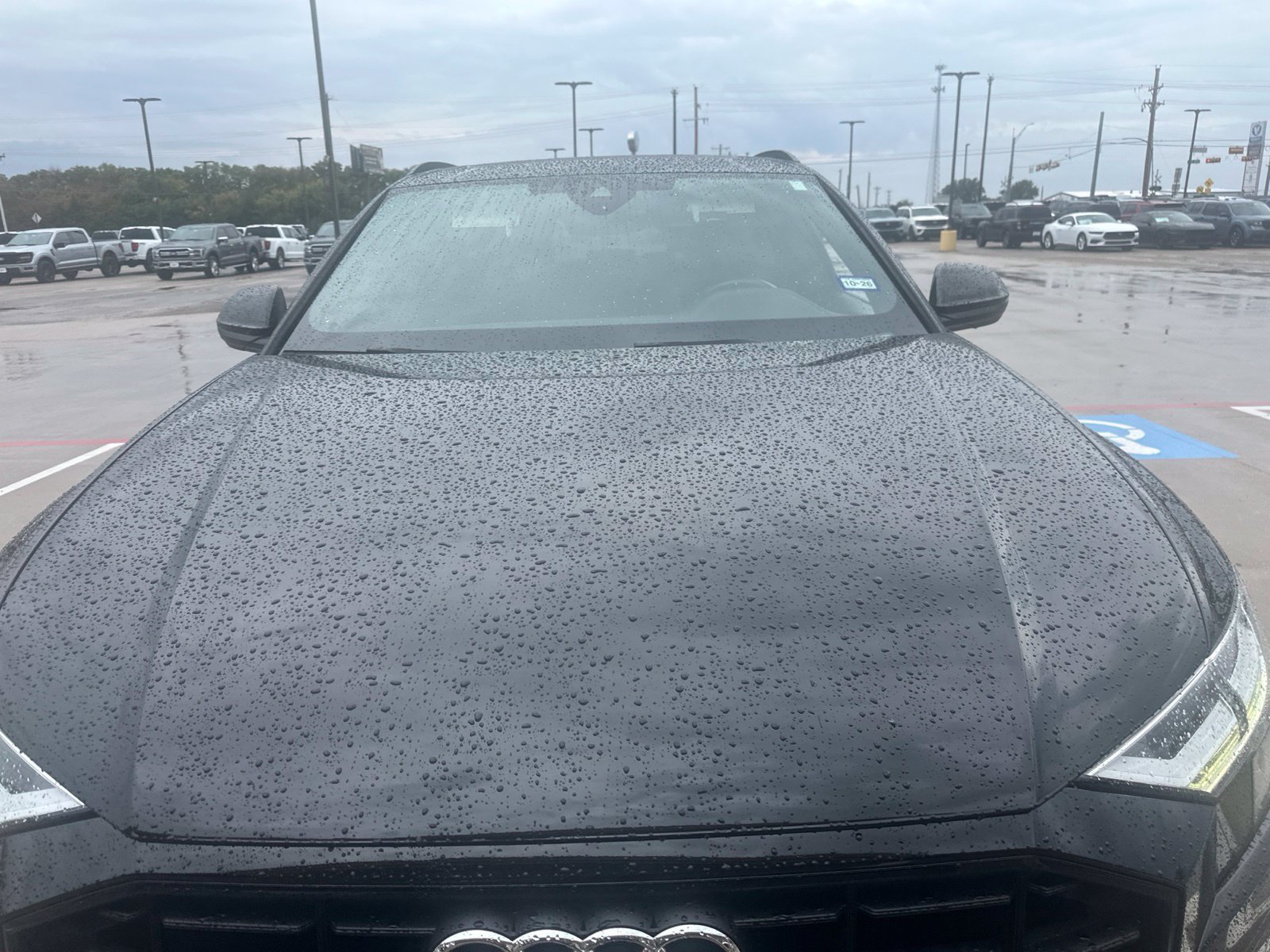 Used 2020 Audi Q8 Premium w/ Black Optic Package AWD/4WD image 4