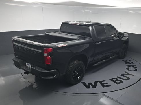 Used 2021 Chevrolet Silverado 1500 Custom Trail Boss w/ Midnight Edition AWD/4WD image 33