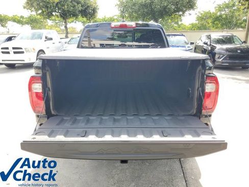 Certified 2024 GMC Canyon Denali w/ LPO, Denali Black Edition AWD/4WD image 10