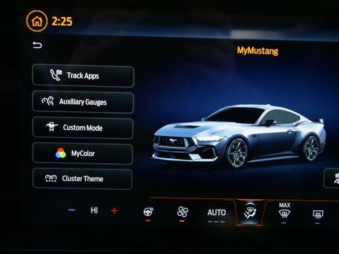 Used 2025 Ford Mustang Dark Horse image 15