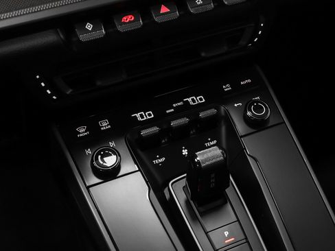 Certified 2021 Porsche 911 Carrera 4S AWD/4WD image 39