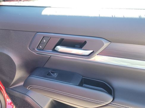 New 2026 GMC Terrain Elevation w/ Elevation Premium Package image 37