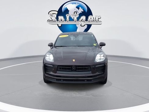 Used 2023 Porsche Macan AWD/4WD image 3
