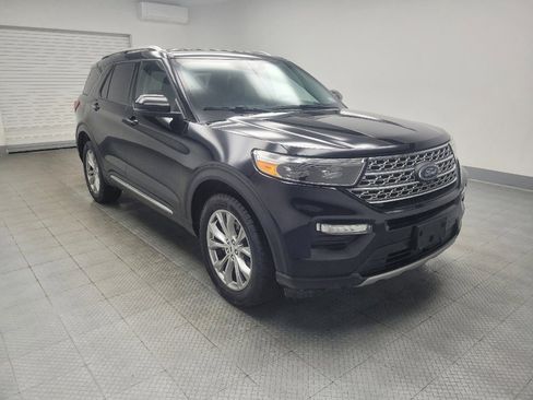 Used 2021 Ford Explorer Limited w/ Equipment Group 301A AWD/4WD image 11