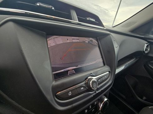 Used 2022 Chevrolet TrailBlazer LS FWD image 17