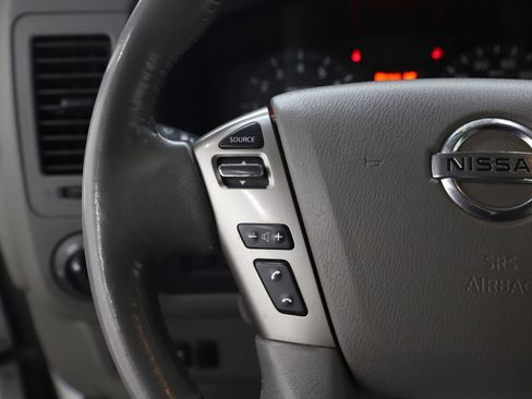 Used 2020 Nissan NV 3500 SL image 25