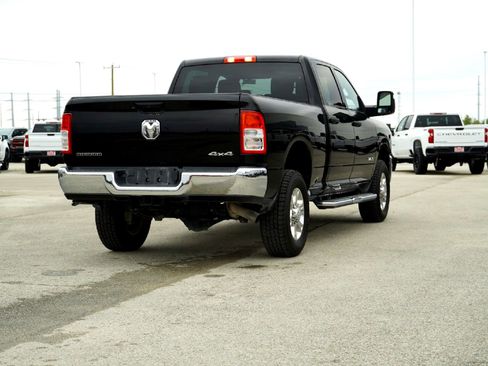 Used 2024 RAM 2500 Big Horn w/ Bed Utility Group image 9