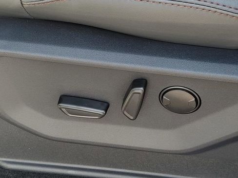 New 2025 Ford Expedition Active image 26