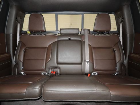 Certified 2024 GMC Sierra 1500 Denali w/ Denali Reserve Package AWD/4WD image 32