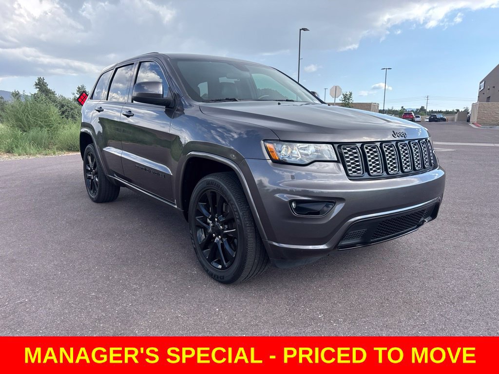 Used 2021 Jeep Grand Cherokee Laredo X AWD/4WD image 2