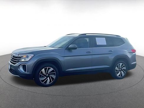 Used 2024 Volkswagen Atlas SE image 7