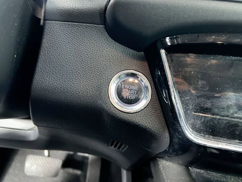 Used 2021 Honda HR-V EX-L image 21