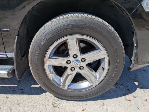 Used 2016 RAM 1500 Express image 10