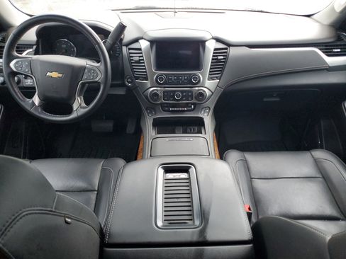 Used 2020 Chevrolet Suburban Premier image 6