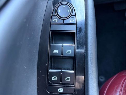 Used 2023 MAZDA MAZDA3 s image 17