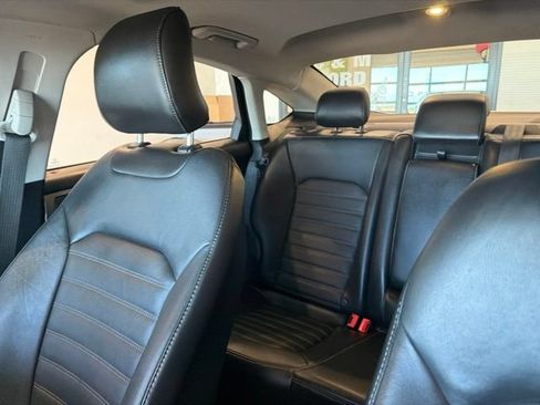 Used 2016 Ford Fusion SE w/ Equipment Group 202A FWD image 14