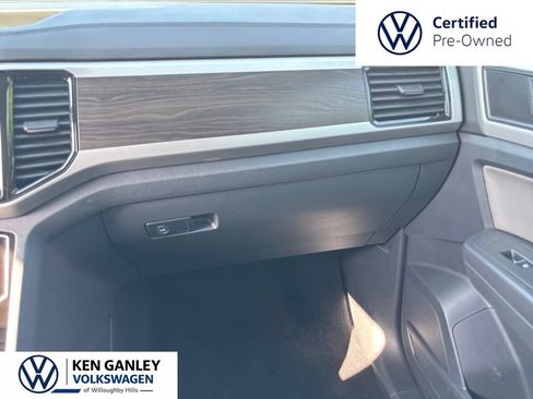 Used 2023 Volkswagen Atlas SE AWD/4WD image 17
