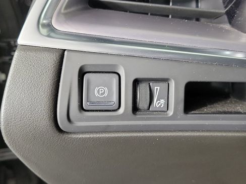 Certified 2023 Cadillac XT5 Luxury FWD image 31