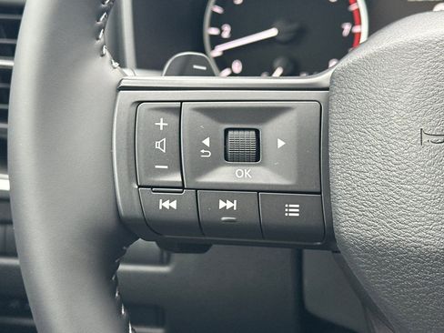 New 2026 Nissan Rogue SV AWD/4WD image 28