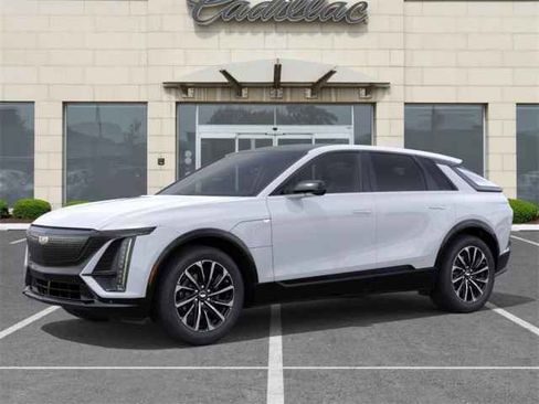 New 2026 Cadillac Lyriq Sport image 2