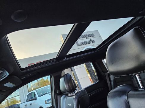 Used 2021 Jeep Grand Cherokee SRT image 22