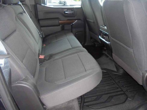 Used 2020 GMC Sierra 1500 Elevation w/ Elevation Value Package image 10