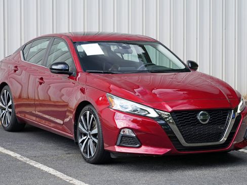 Used 2020 Nissan Altima 2.0 SR FWD image 47