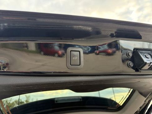 Used 2017 Toyota Highlander Plus image 21