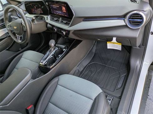 New 2026 Chevrolet Trax LT w/ Driver Confidence Package image 25