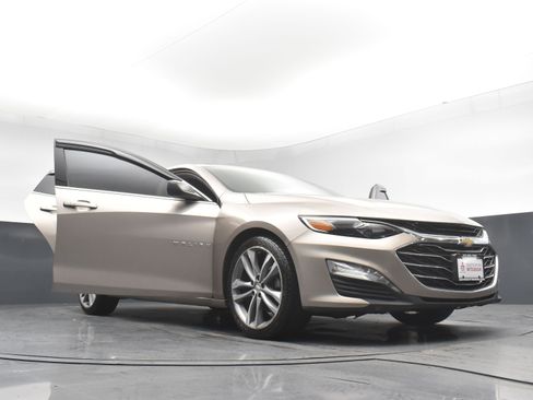 Used 2023 Chevrolet Malibu LT w/ Driver Confidence Package image 27