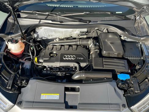 Used 2016 Audi Q3 2.0T Prestige image 10